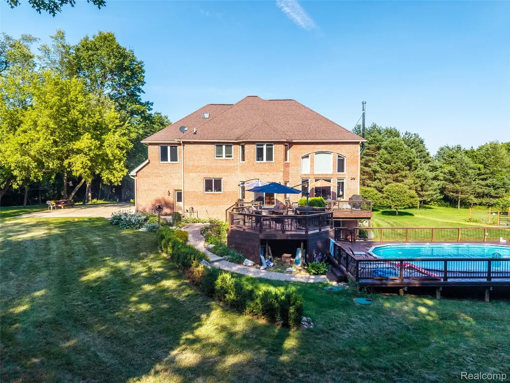 13445 Millie Court Holly Township MI 48442