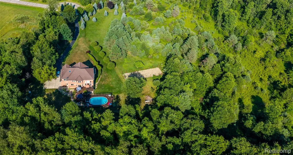13445 Millie Court Holly Township MI 48442