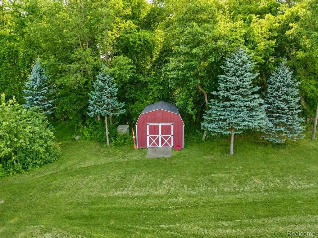 13445 Millie Court Holly Township MI 48442