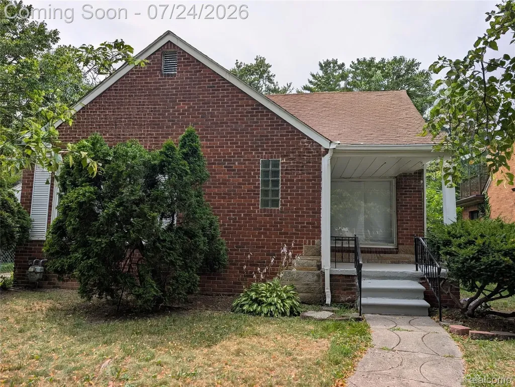 16531 Plainview Avenue Detroit City MI 48219