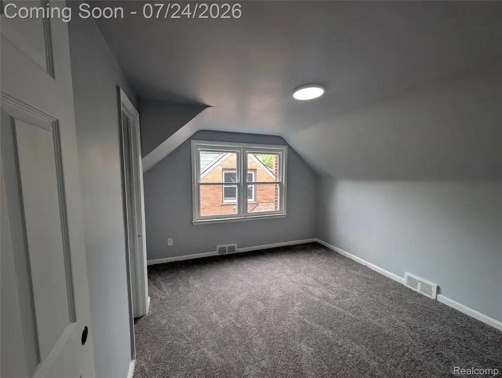 16531 Plainview Avenue Detroit City MI 48219