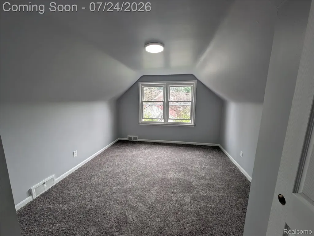 16531 Plainview Avenue Detroit City MI 48219