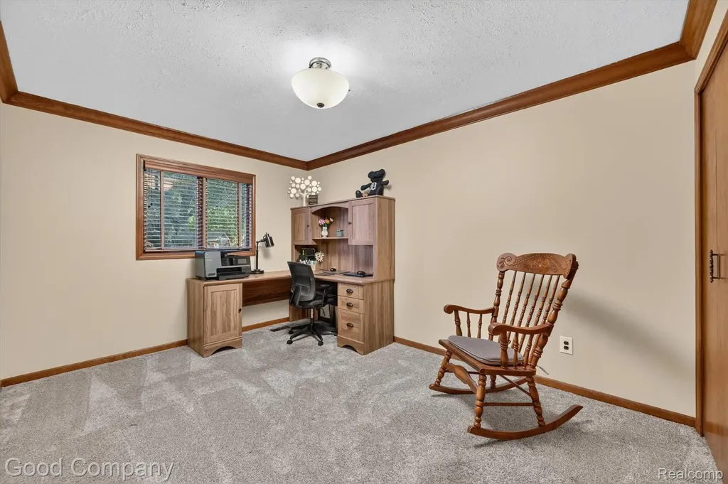 38921 Santa Barbara Street Clinton Charter Township MI 48036