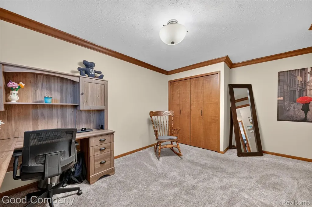 38921 Santa Barbara Street Clinton Charter Township MI 48036