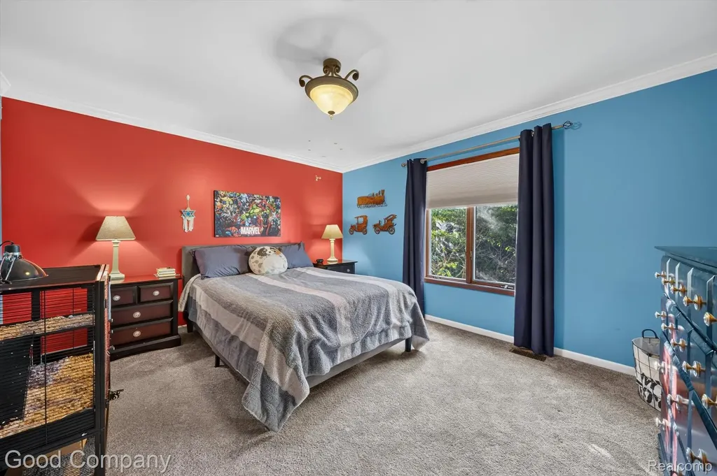38921 Santa Barbara Street Clinton Charter Township MI 48036