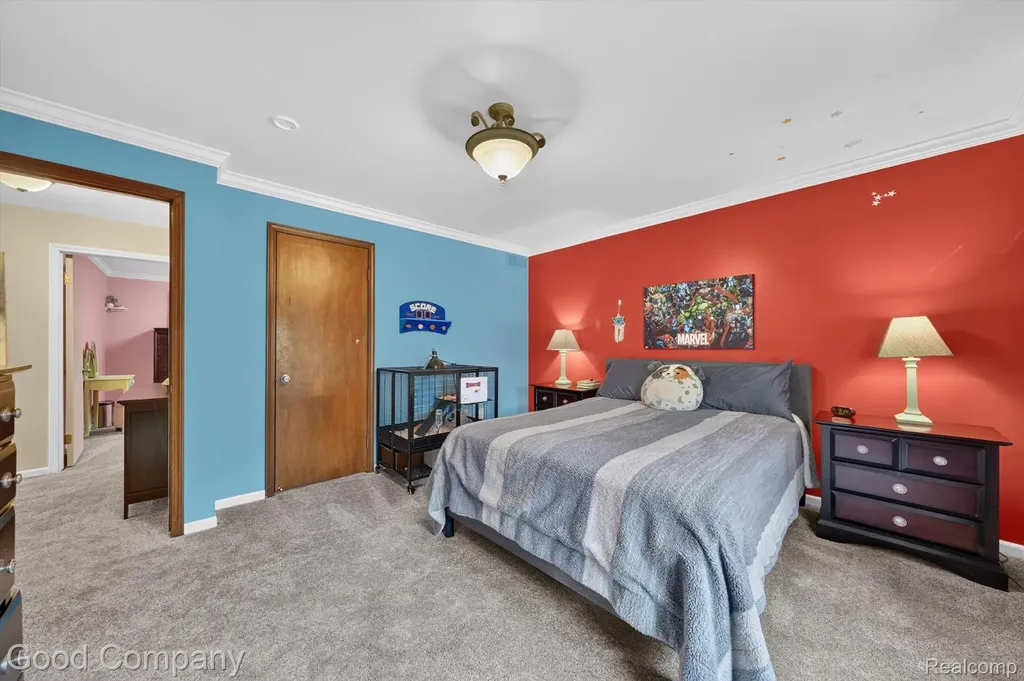 38921 Santa Barbara Street Clinton Charter Township MI 48036
