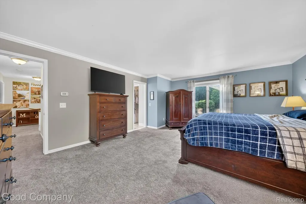 38921 Santa Barbara Street Clinton Charter Township MI 48036