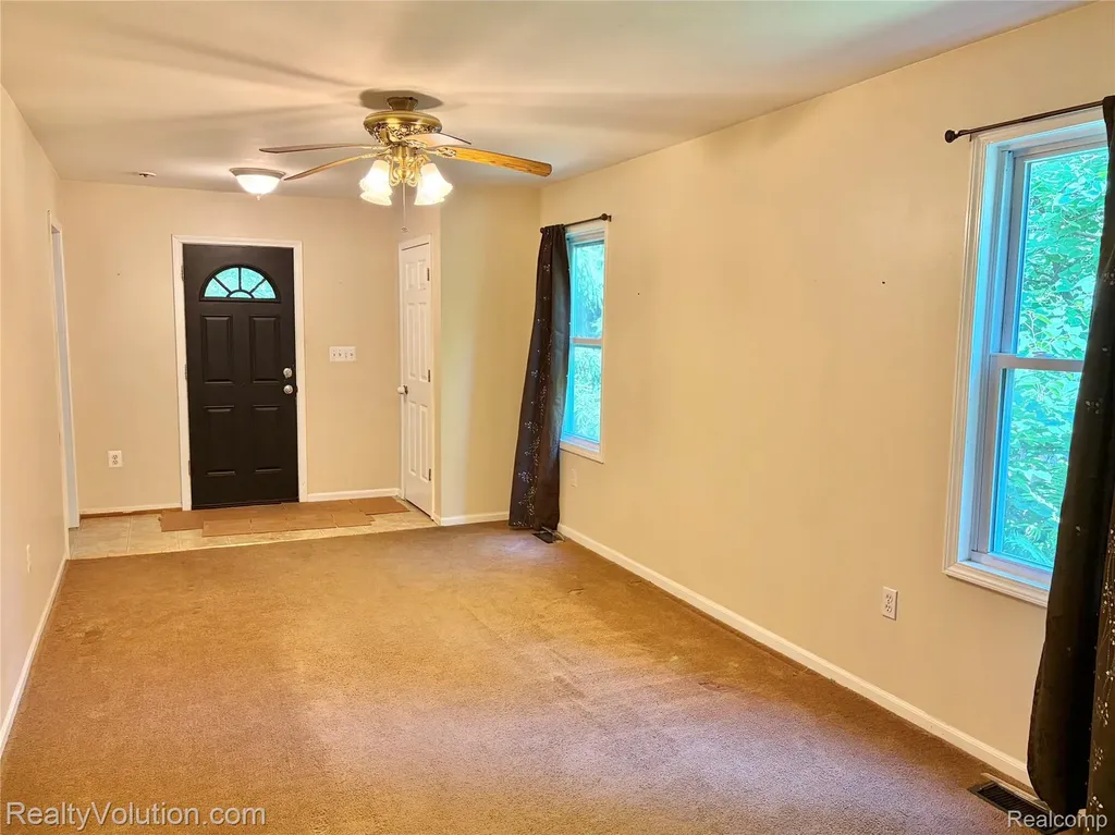 718 S Main Street Almont Village MI 48003