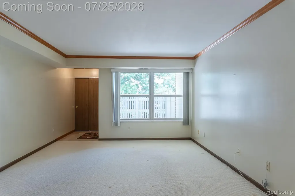 61051 Greenwood Drive South Lyon City MI 48178
