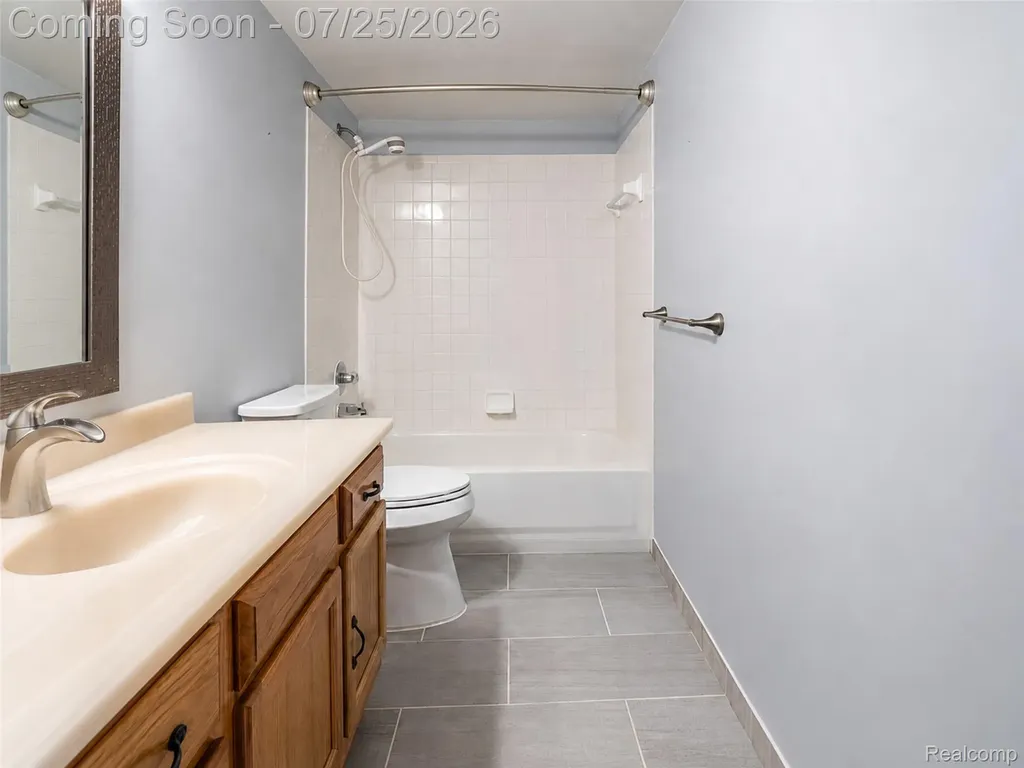 61051 Greenwood Drive South Lyon City MI 48178