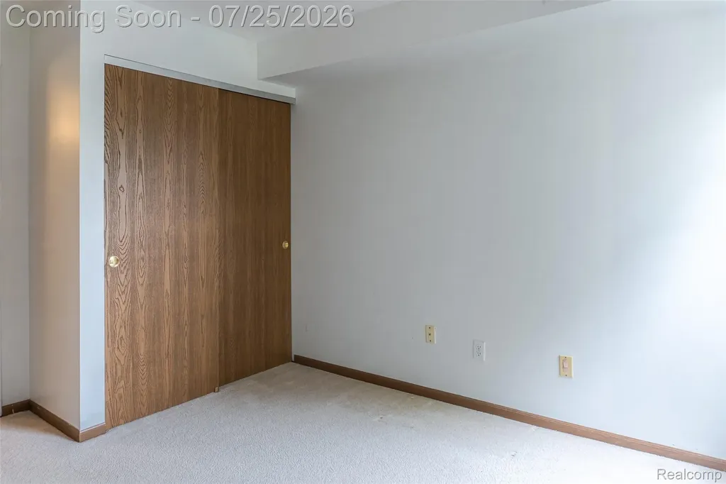 61051 Greenwood Drive South Lyon City MI 48178