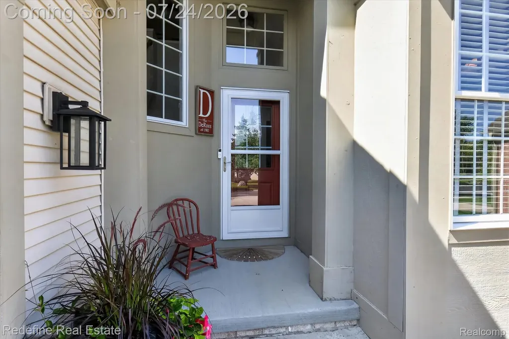 51370 Plymouth Heights Lane Plymouth Charter Township MI 48170