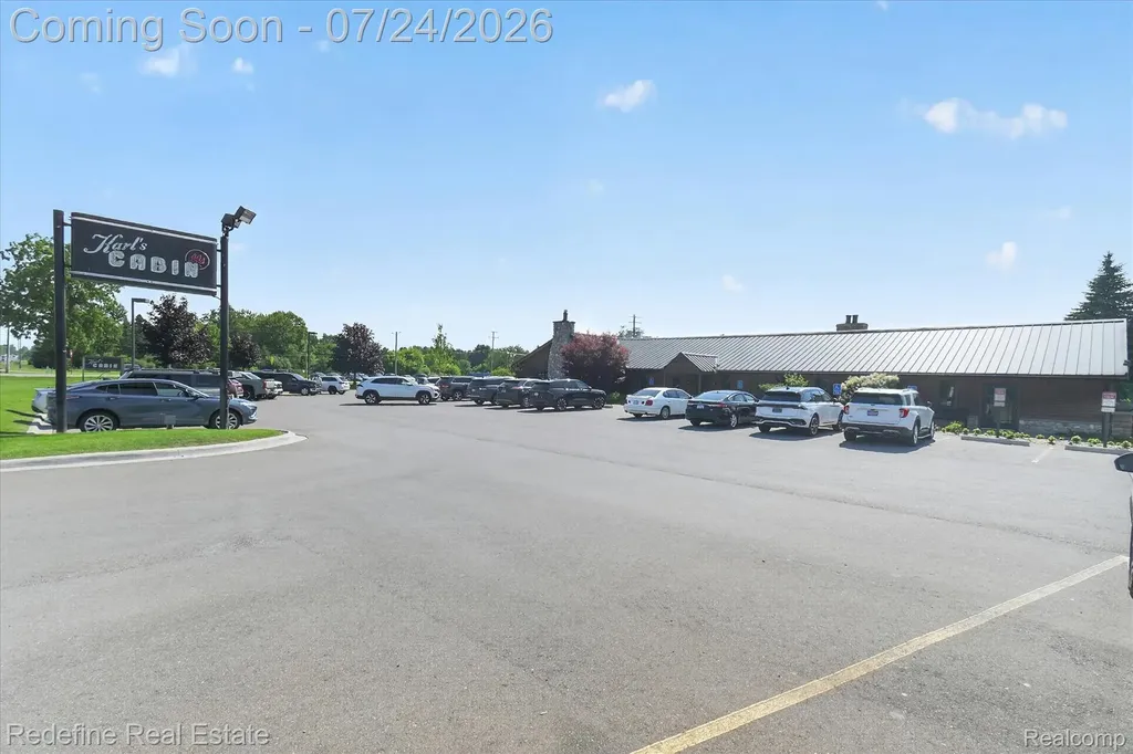51370 Plymouth Heights Lane Plymouth Charter Township MI 48170