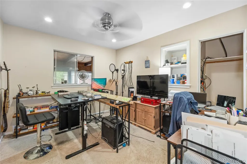 31426 Rush Street Garden City City MI 48135