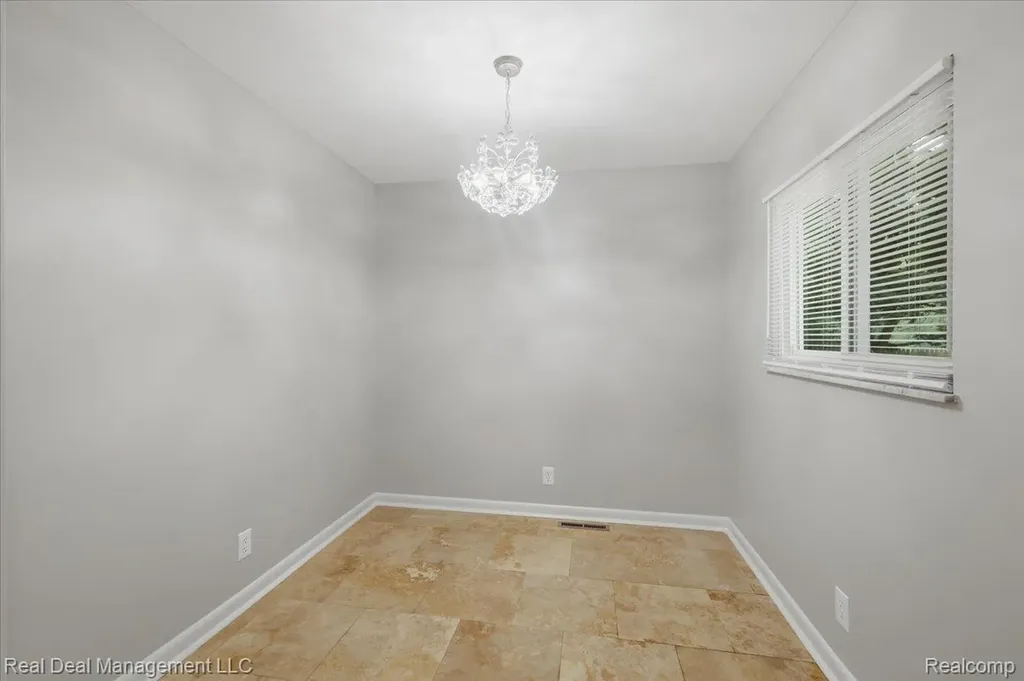 6380 Elmwood Drive Waterford Charter Township MI 48329
