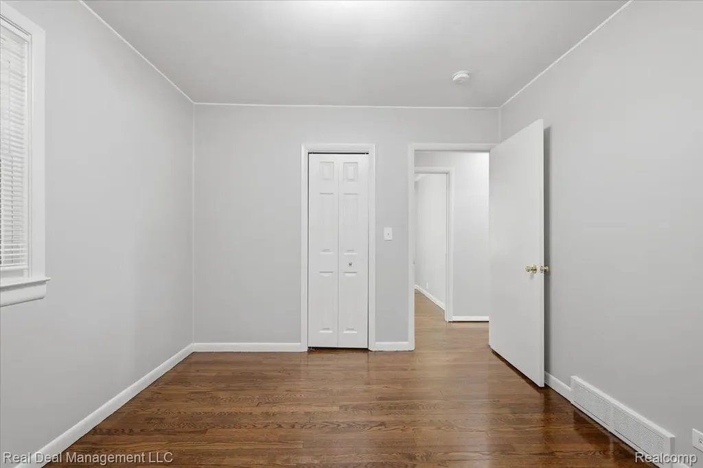 6380 Elmwood Drive Waterford Charter Township MI 48329