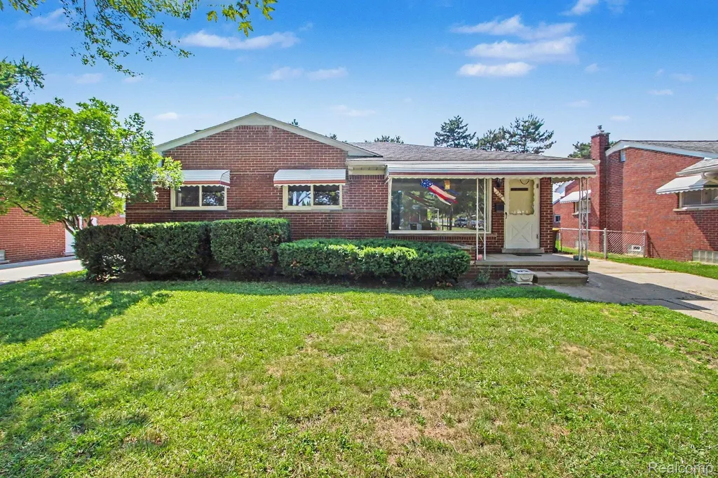 2928 Middlefield Drive Trenton City MI 48183