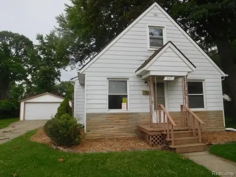 387 W Maxlow Avenue Hazel Park City MI 48030