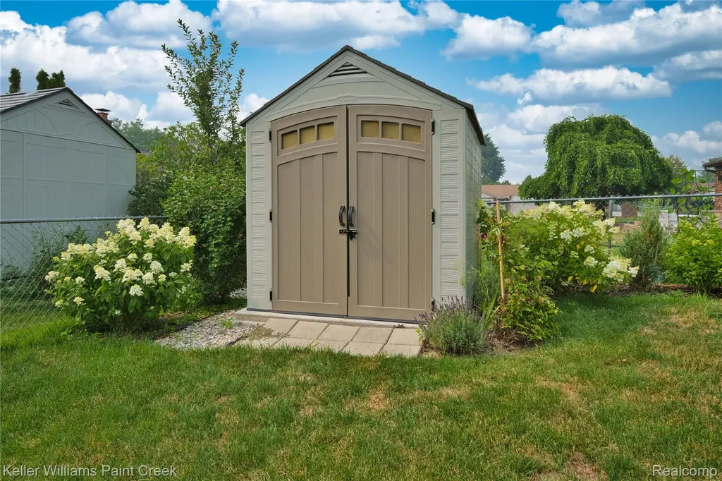38727 Mount Kisco Drive Sterling Heights City MI 48310