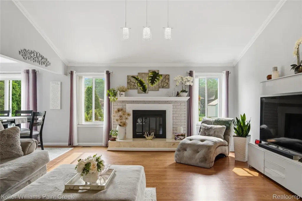 38727 Mount Kisco Drive Sterling Heights City MI 48310