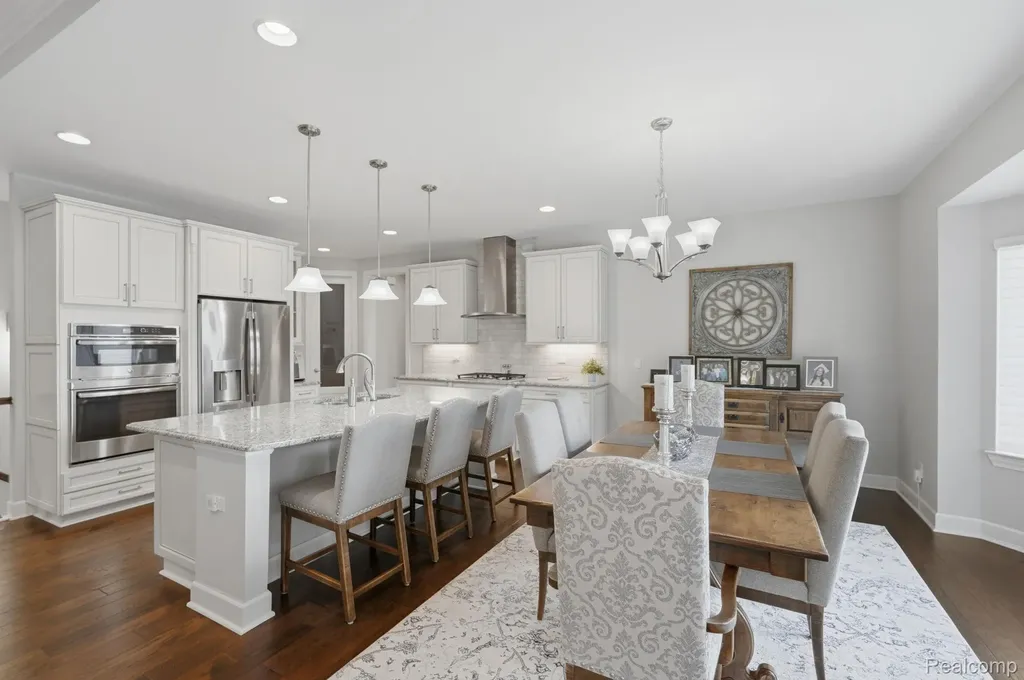 6824 Venturi Drive Washington Township MI 48094