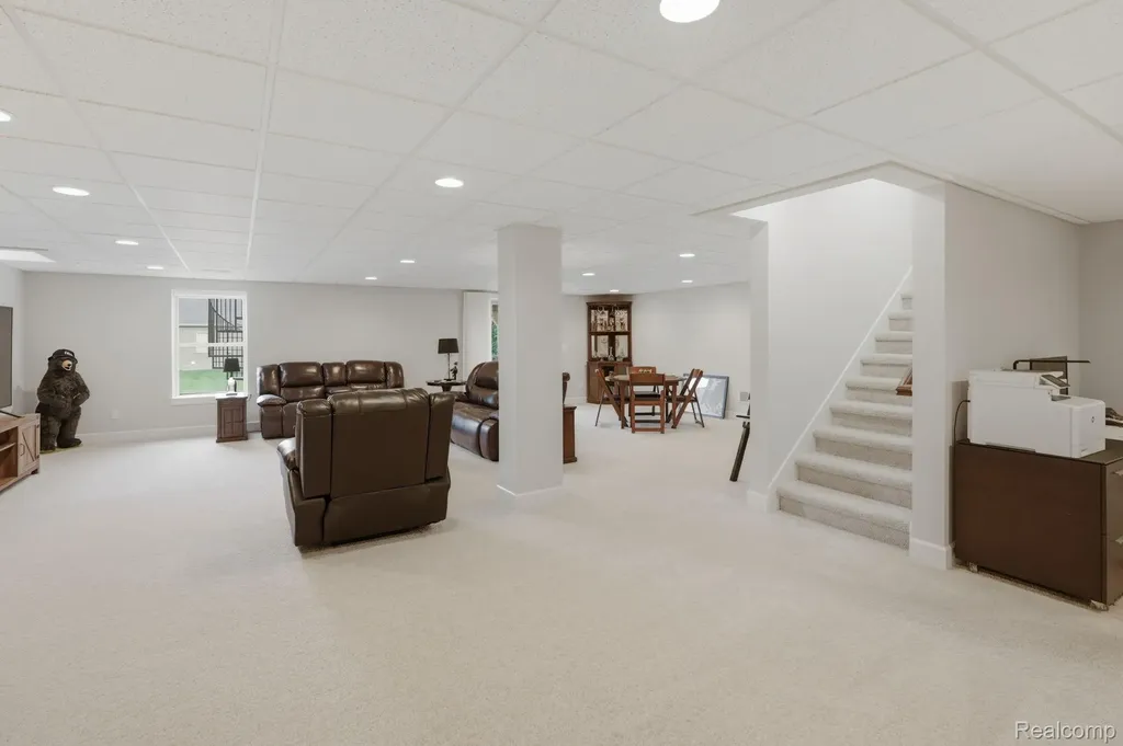 6824 Venturi Drive Washington Township MI 48094