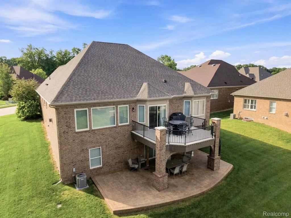 6824 Venturi Drive Washington Township MI 48094
