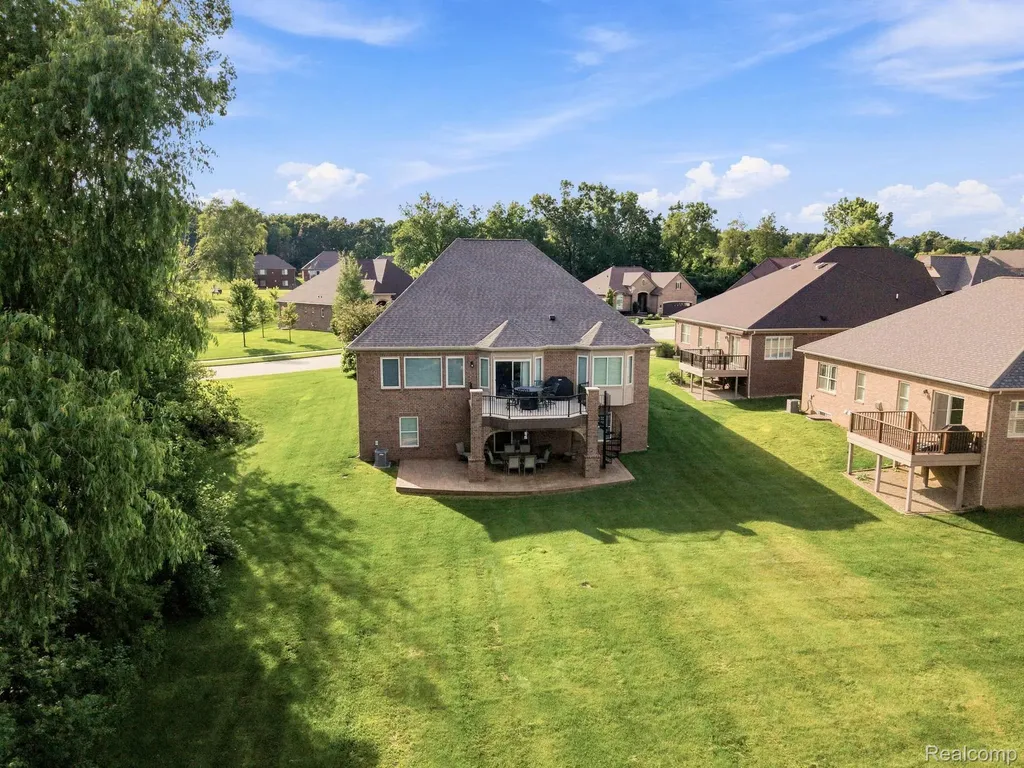 6824 Venturi Drive Washington Township MI 48094