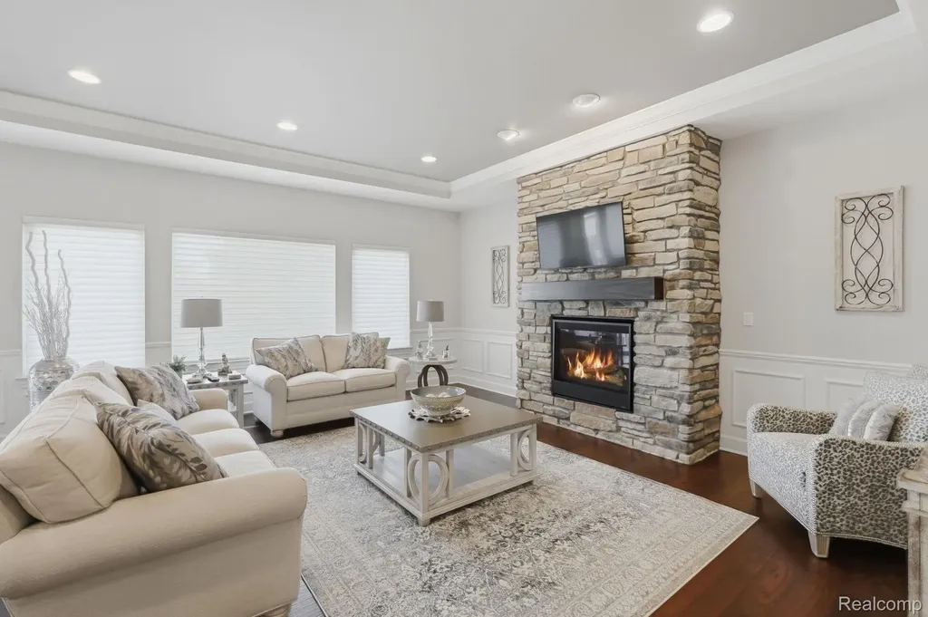6824 Venturi Drive Washington Township MI 48094