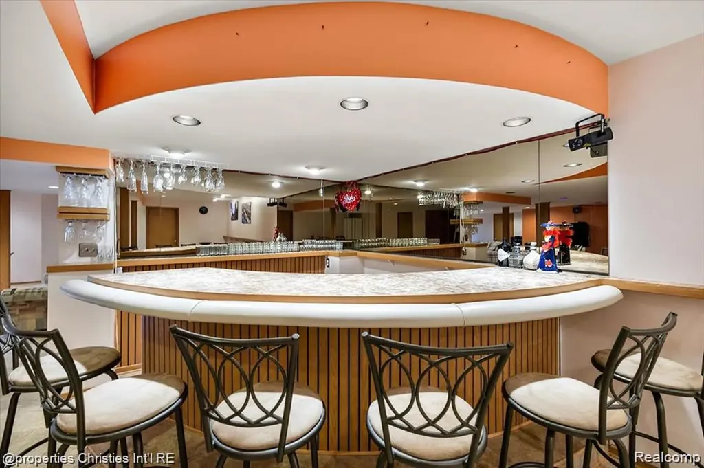 4566 Walden Drive Bloomfield Hills City MI 48301