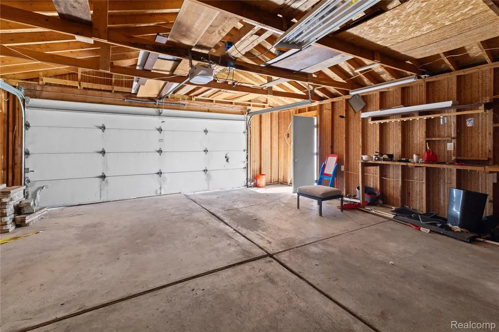 7604 Robinson Avenue Allen Park City MI 48101