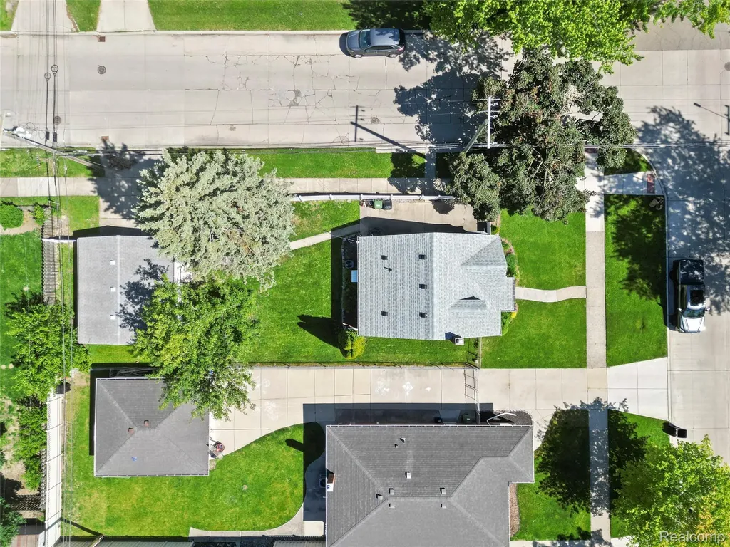 7604 Robinson Avenue Allen Park City MI 48101