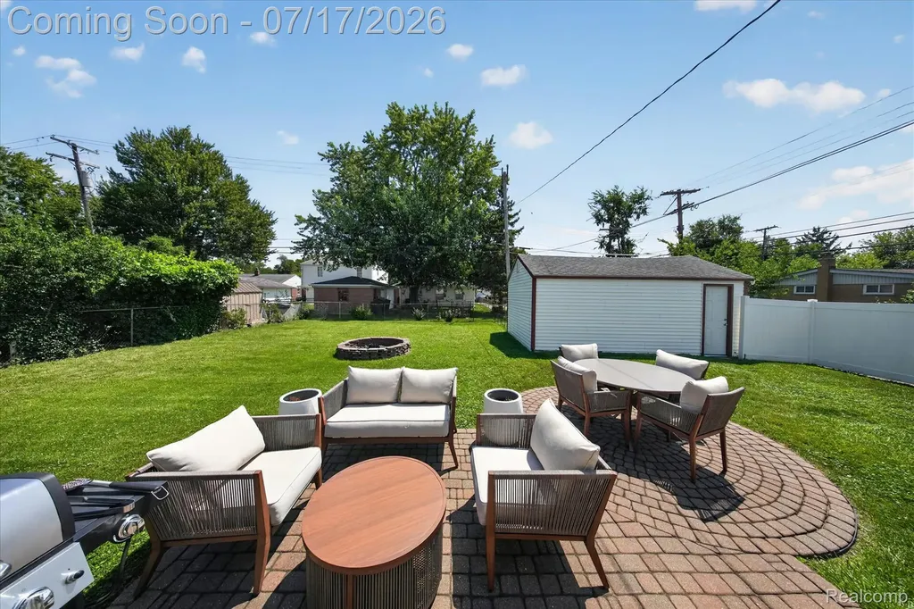 11014 Garden Street Livonia City MI 48150
