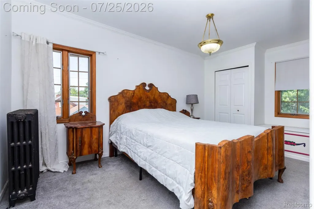 8911 Manor Avenue Allen Park City MI 48101