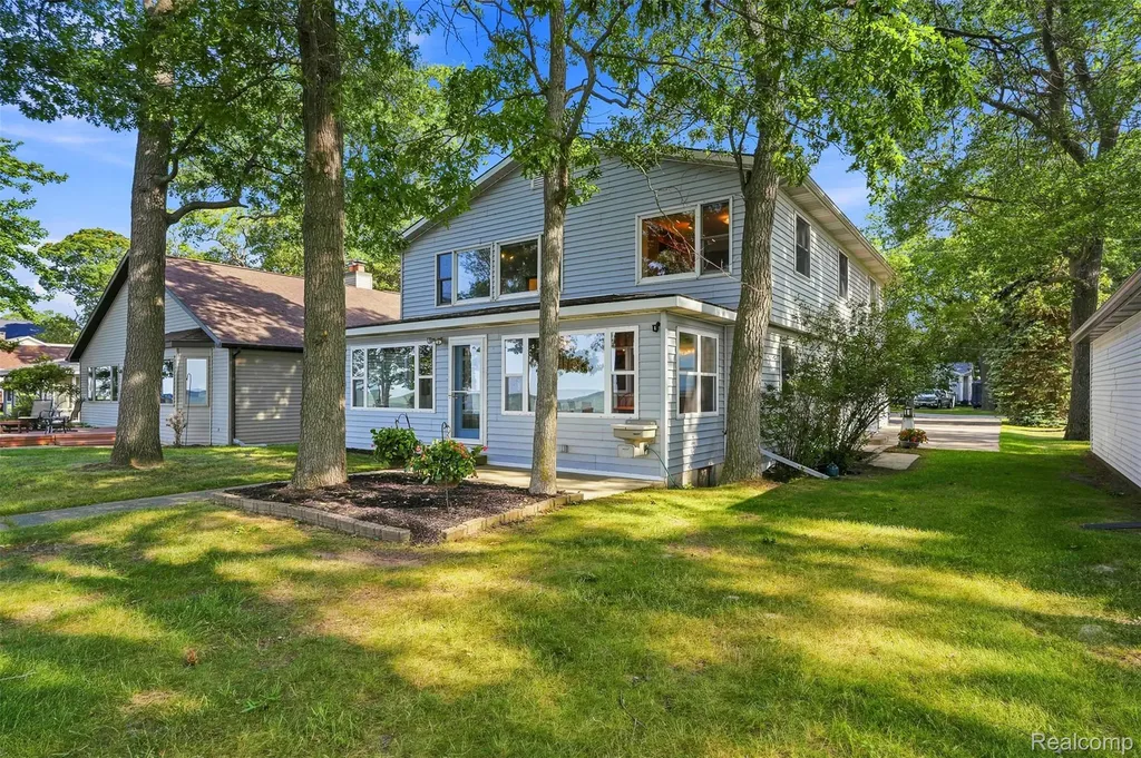 9151 Point Charities Avenue Caseville Township MI 48755