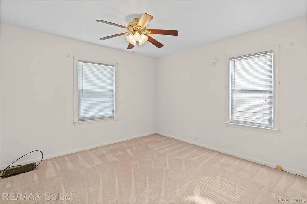 631 Alvord Avenue Flint City MI 48507