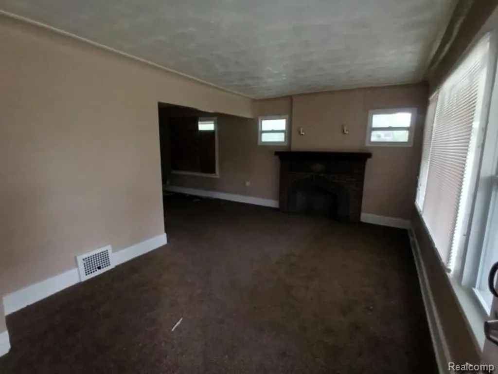 14221 Jane Street Detroit City MI 48205