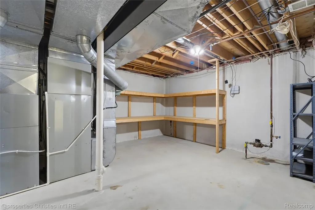 4802 Panorama Circle West Bloomfield Charter Township MI 48323