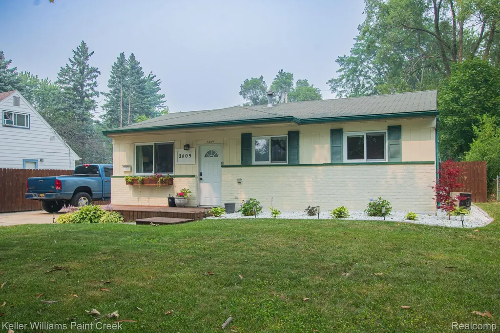 3809 Wedgewood Drive Ingham Township MI 48911