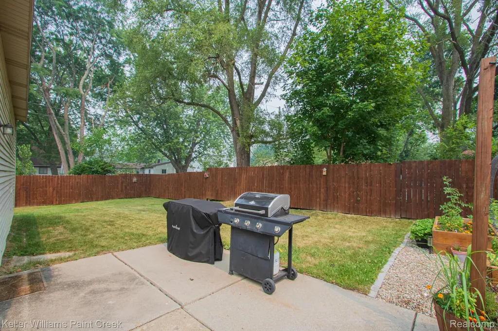3809 Wedgewood Drive Ingham Township MI 48911