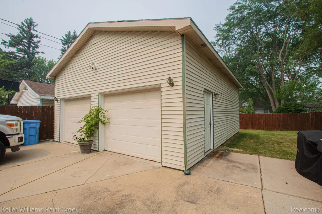 3809 Wedgewood Drive Ingham Township MI 48911