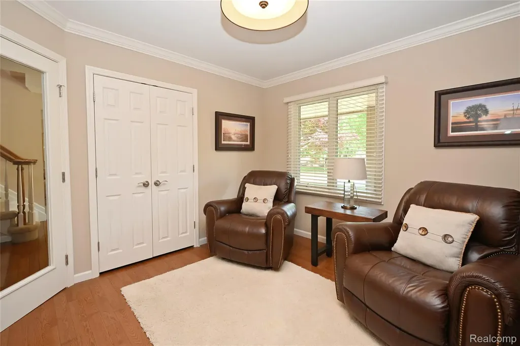 1958 Chancery Drive Troy City MI 48085