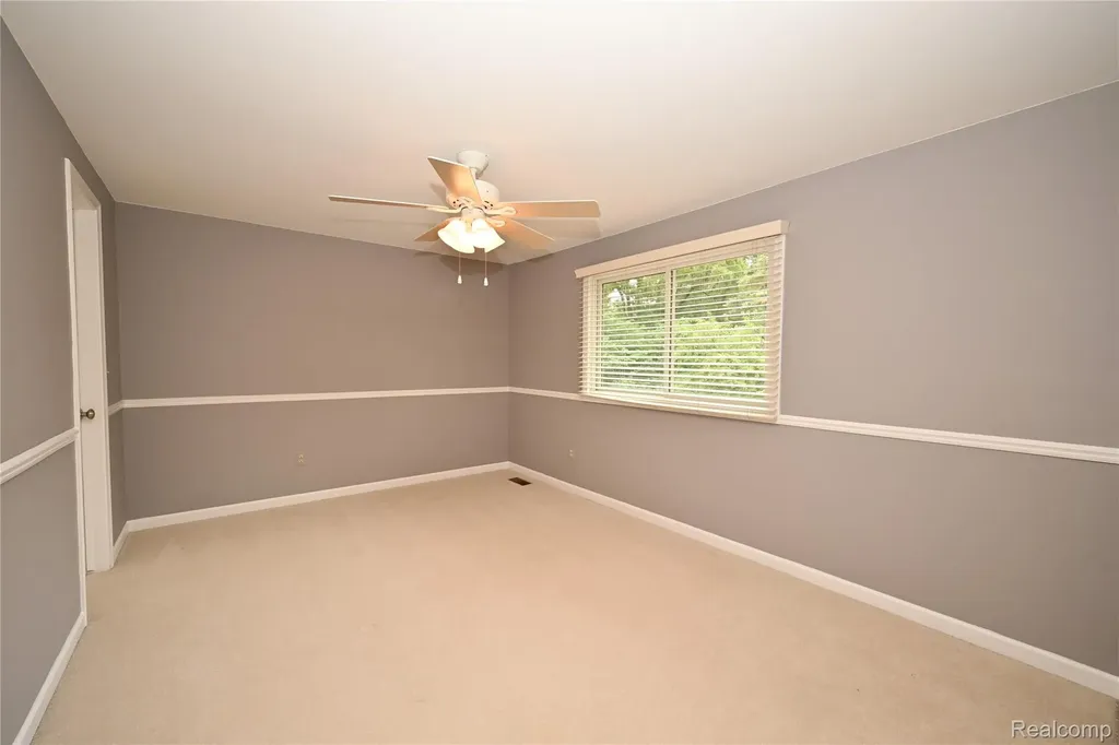 1958 Chancery Drive Troy City MI 48085