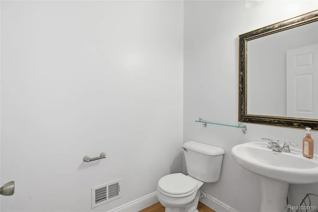 3025 Aspen Lane Ann Arbor City MI 48108