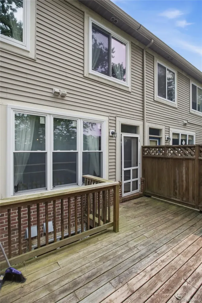 3025 Aspen Lane Ann Arbor City MI 48108