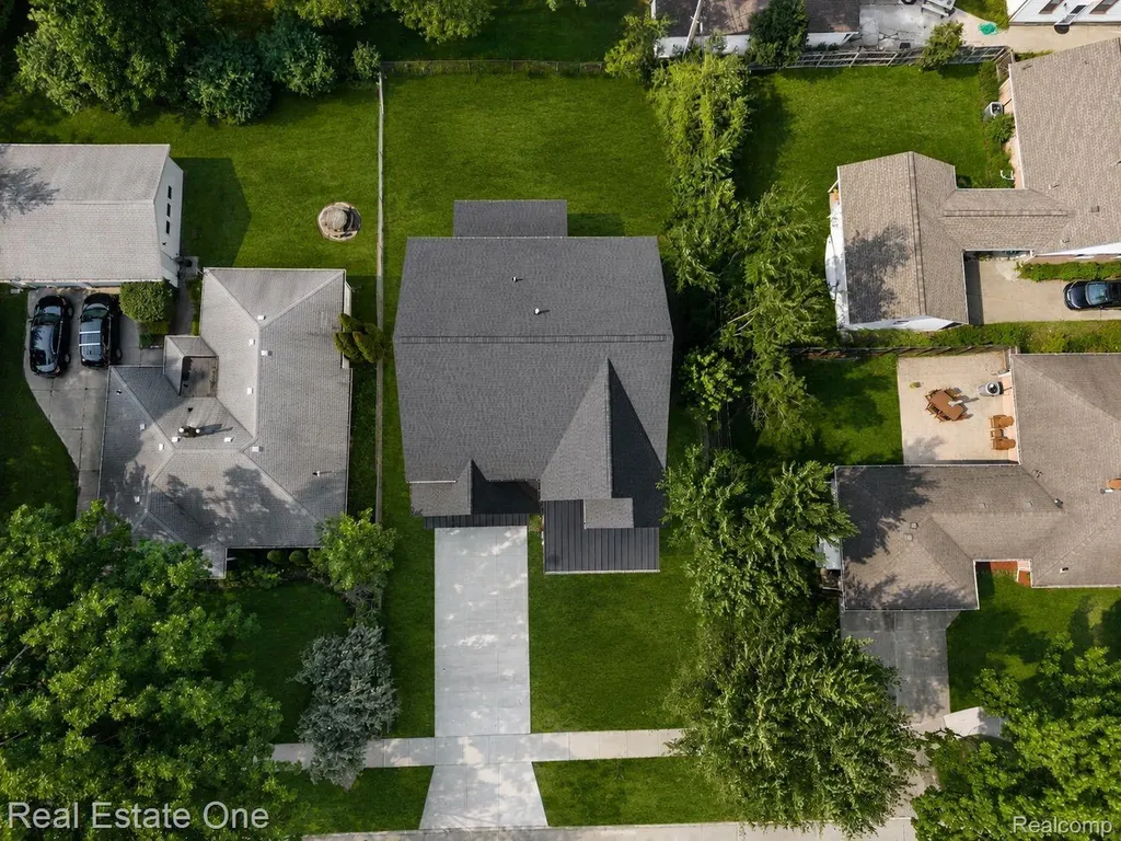4016 W Webster Road Royal Oak City MI 48073