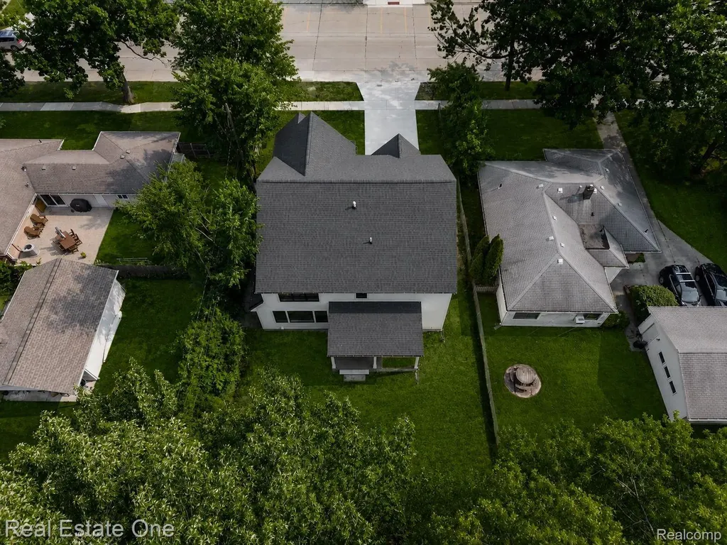 4016 W Webster Road Royal Oak City MI 48073