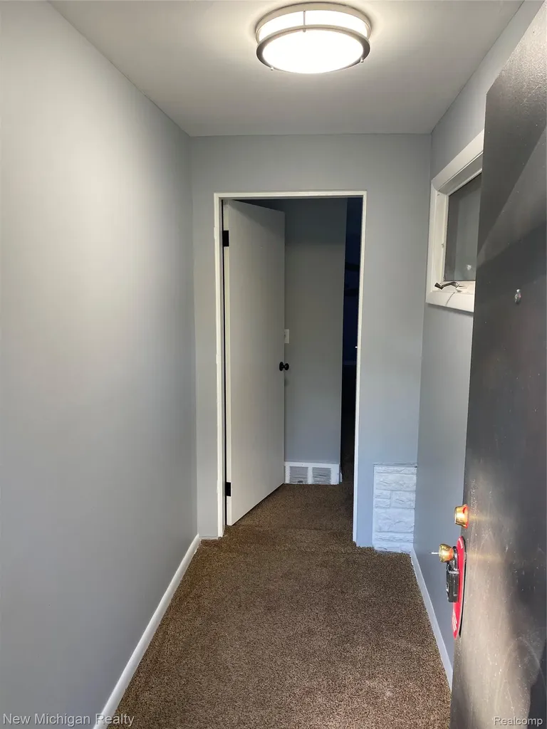 3262 Edgemere Street Commerce Charter Township MI 48382