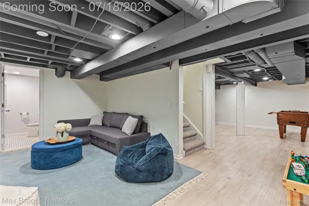 432 Yarmouth Road Bloomfield Hills City MI 48301