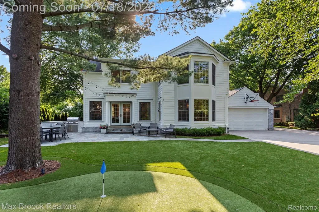432 Yarmouth Road Bloomfield Hills City MI 48301